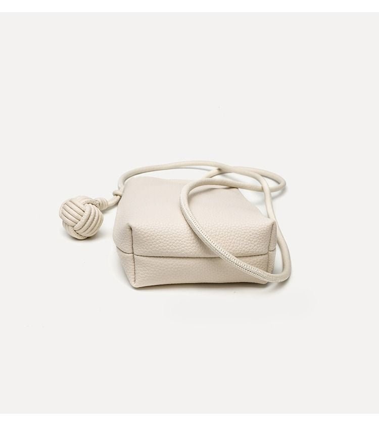 Fashion small bag female new hundreds of cell phone bag senior sense niche shoulder crossbody women's bag