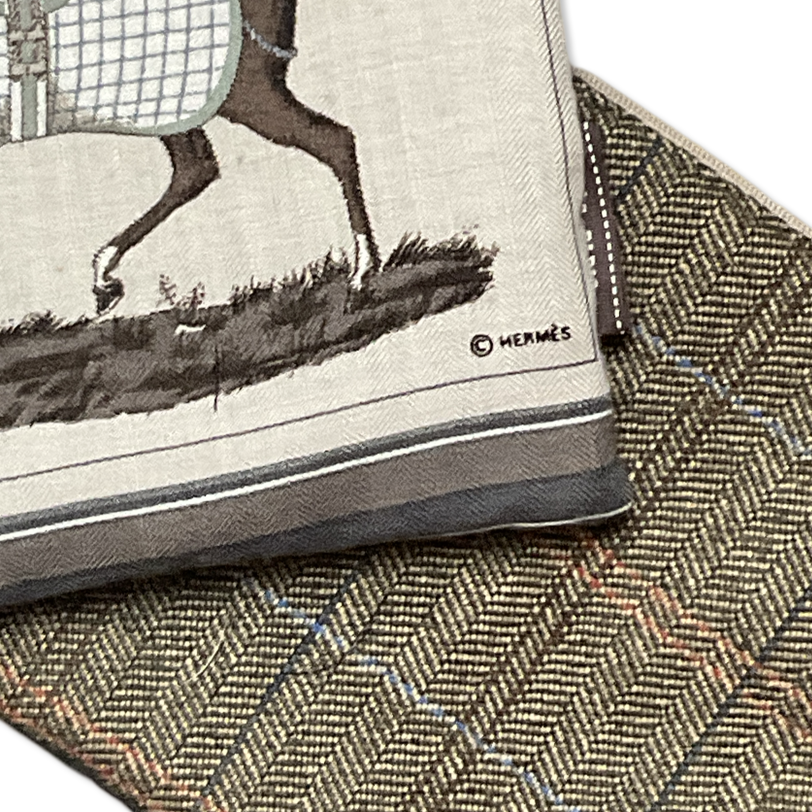Couvertures et Tenues du Jour Vintage Silk & Cashmere Scarf Wristlet Bag