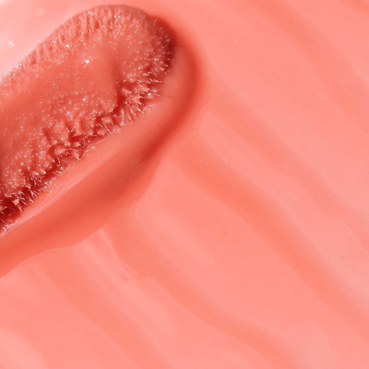Milky nude lip gloss with applicator - Instant Crush - Cake Baby - Half Caked