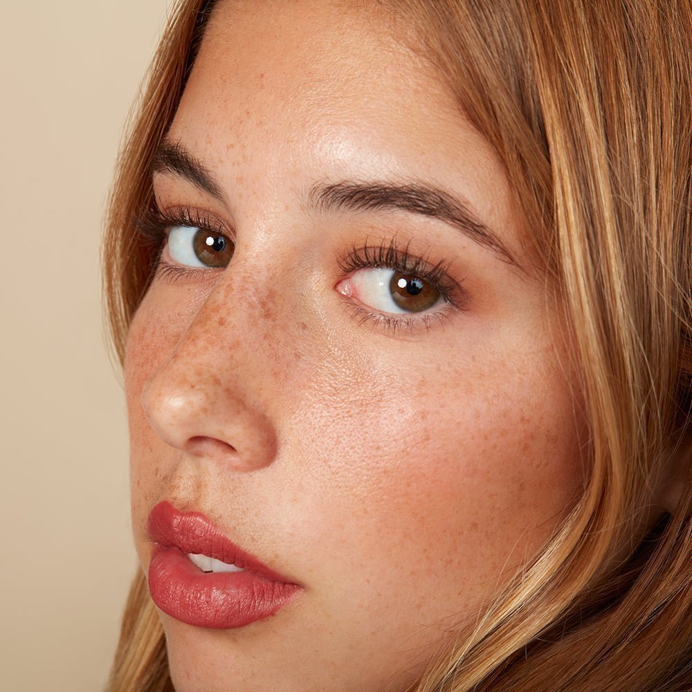 Hot Line Lip Liner