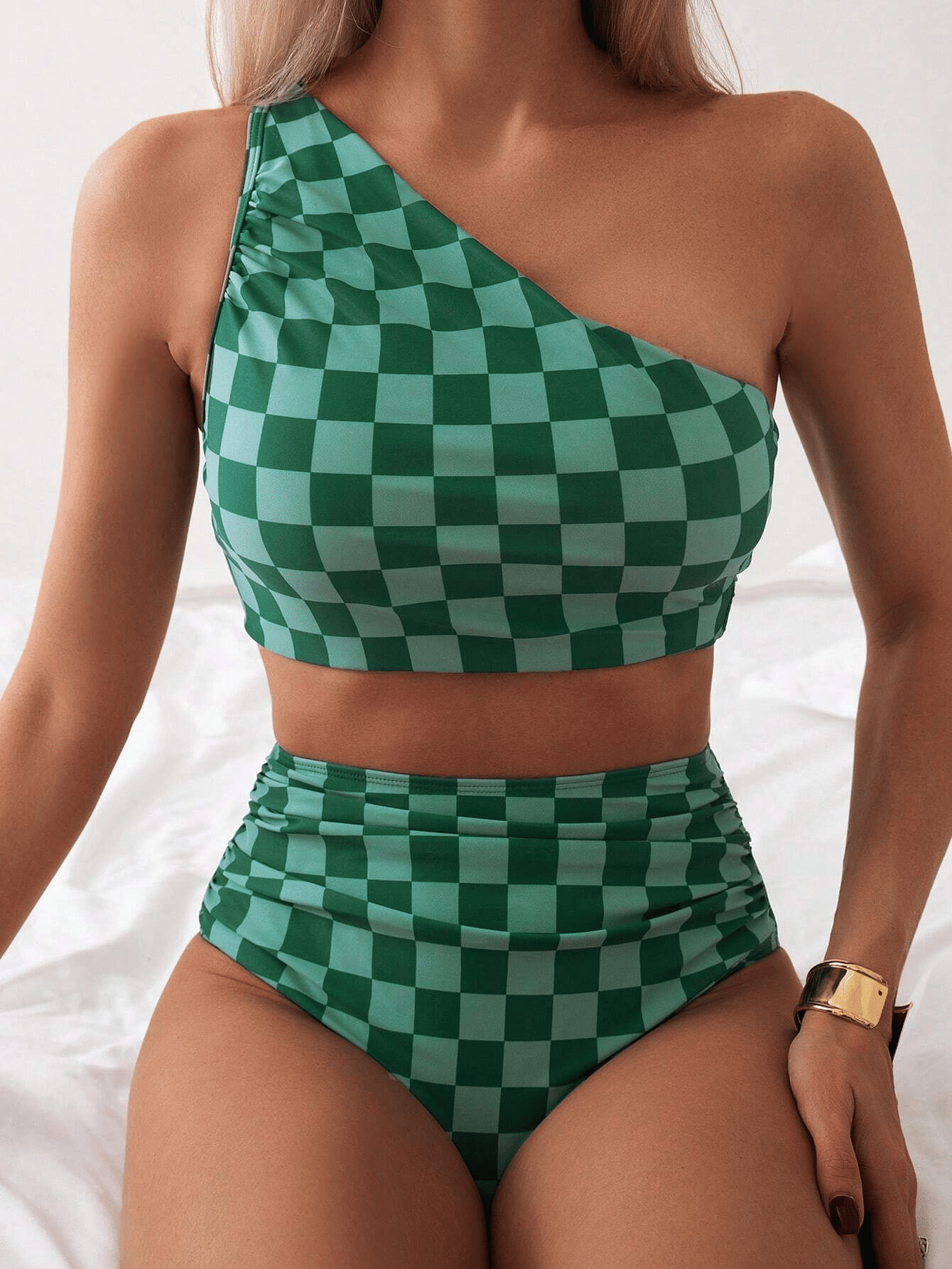 New fashionable and sexy bikini split beach swimsuit two-piece set