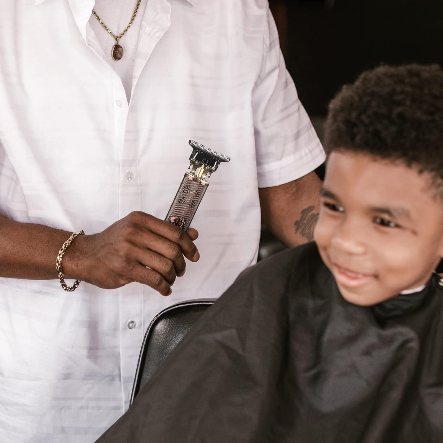 Professional Hair Clippers for Men, Men Hair Trimmer, Grooming Waterproof Rechargeable Close Cutting T Trimmer, USB Rechargeable Clippers for Hair Cutting with Guide Combs