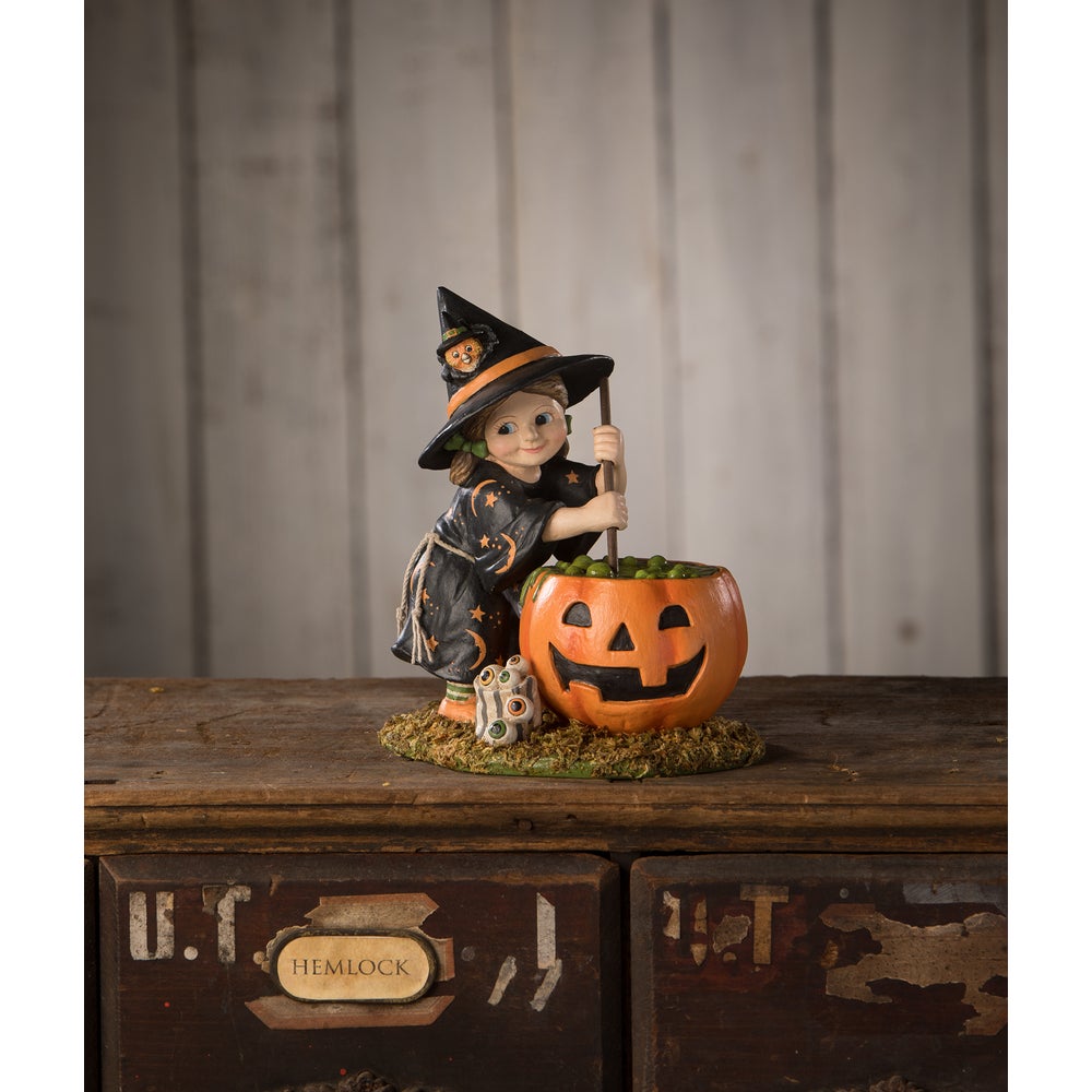 Pumpkin Brewing Piper by Bethany Lowe Designs