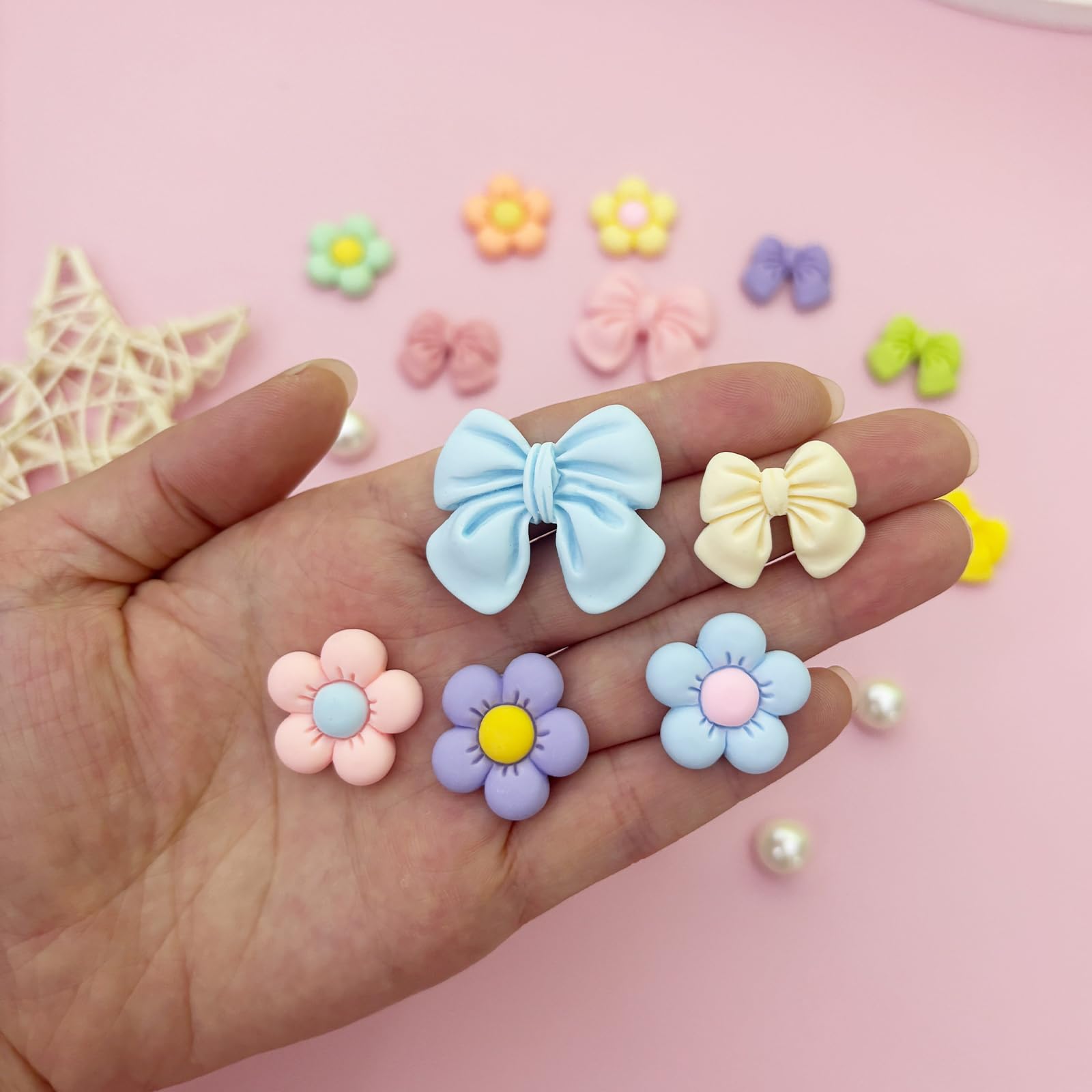 Resin Pink Bow Shoe Charms for Girls, 24Pcs Cute Flower Accessories for Clog Sandals, Pearl Decoration for Women, DIY Party Favor