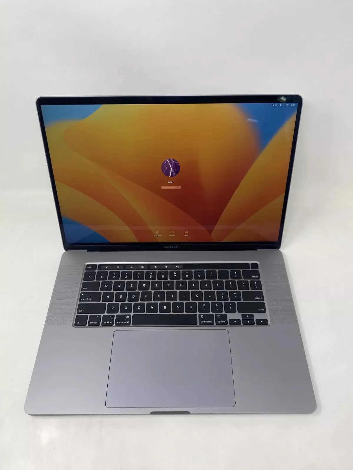 MacBook Pro (2019) 16-inch – Intel Core i9 2.4GHz • 5500M 8GB – 32GB RAM 2TB SSD – 52 Cycles