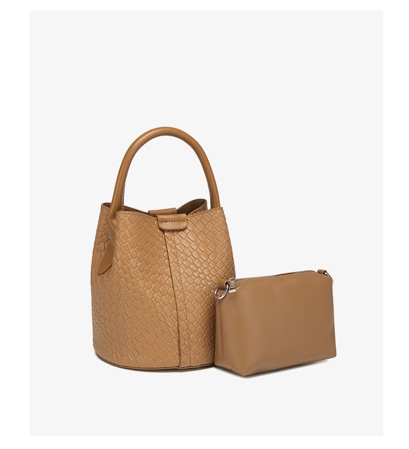 Simple niche woven pattern handbag bucket bag women's bag tide 2025 new senior sense shoulder bag crossbody bag