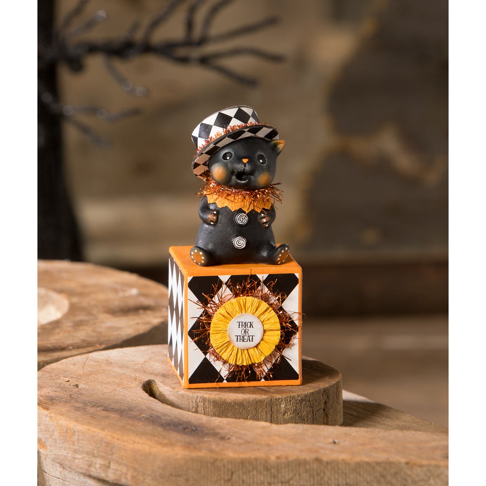 Top Hat Kitty on Block by Bethany Lowe Designs