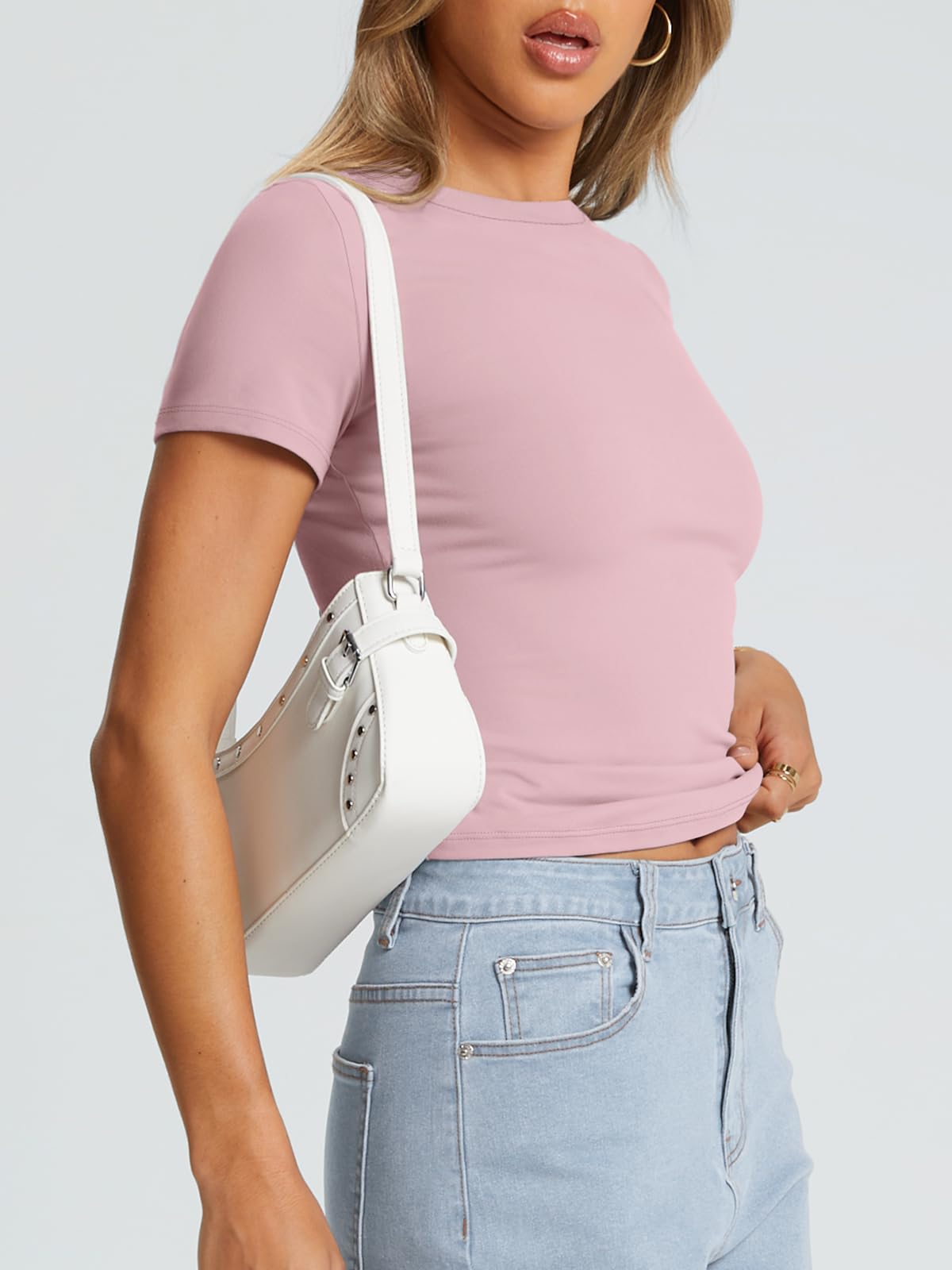 Trendy Queen Womens Basic T Shirts Summer Tops 2025 Crop Short Sleeve Slim Fit Tee Cute Gym Workout Clothes