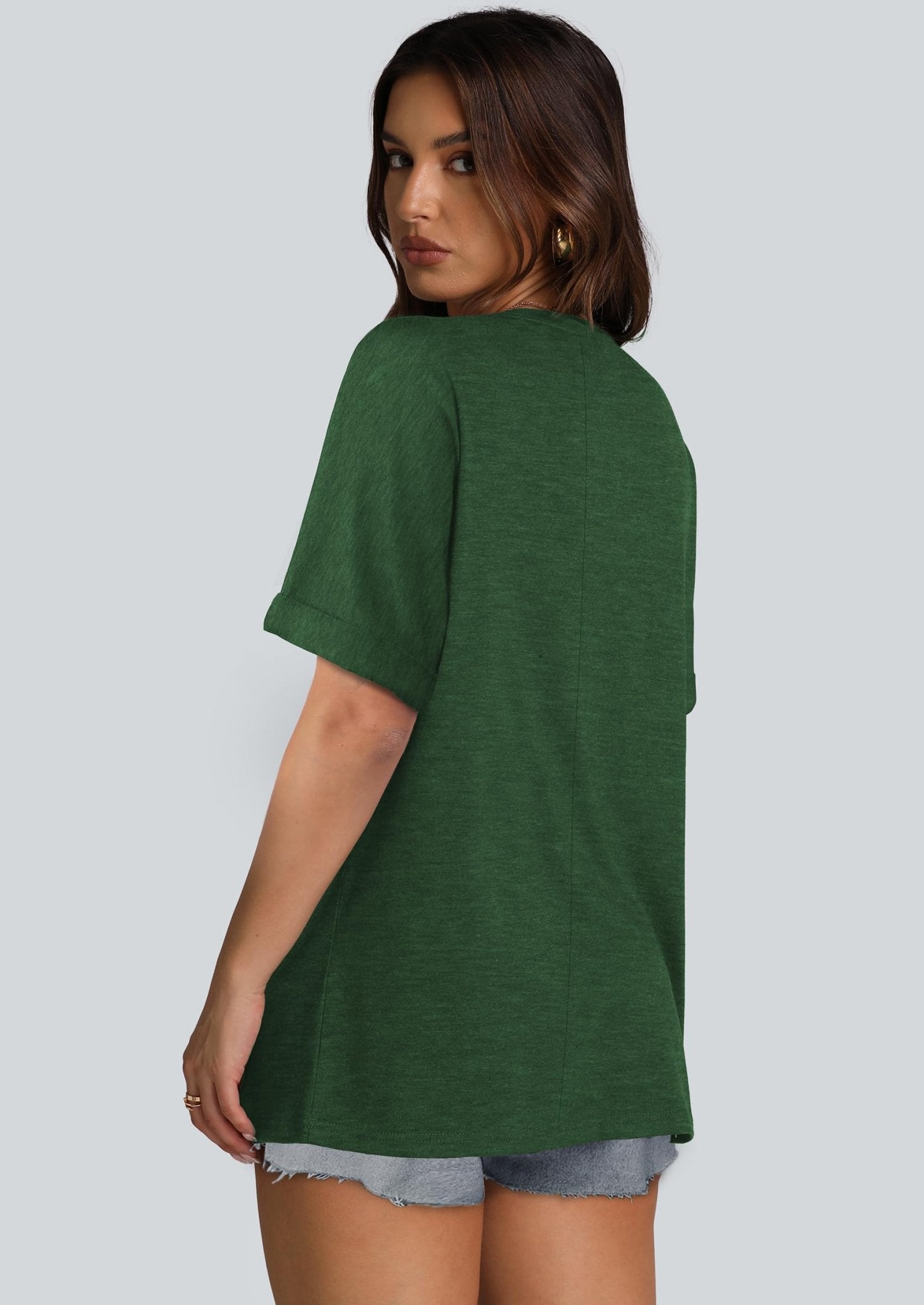 WIHOLL Womens Oversized Tshirts Summer Tops 2025 Short Sleeve V Neck Shirts Outfits Plus Size Clothes