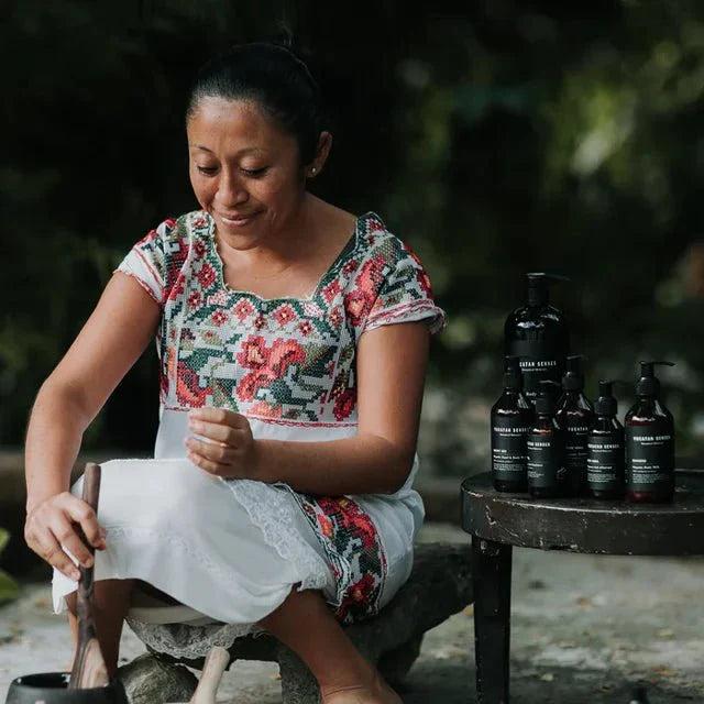 YUCATAN SENSES SHAMPOO HONEY BEE / 300ML / 10 OZ PET BOTTLE