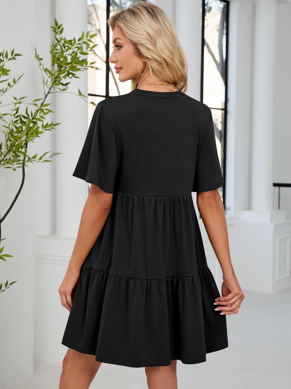 ZAFUL Women's Casual Dresses V Neck Short Sleeves Mini Sundresses Teens Black Flowy Work Funeral A-Line Skater Dress with Pockets S